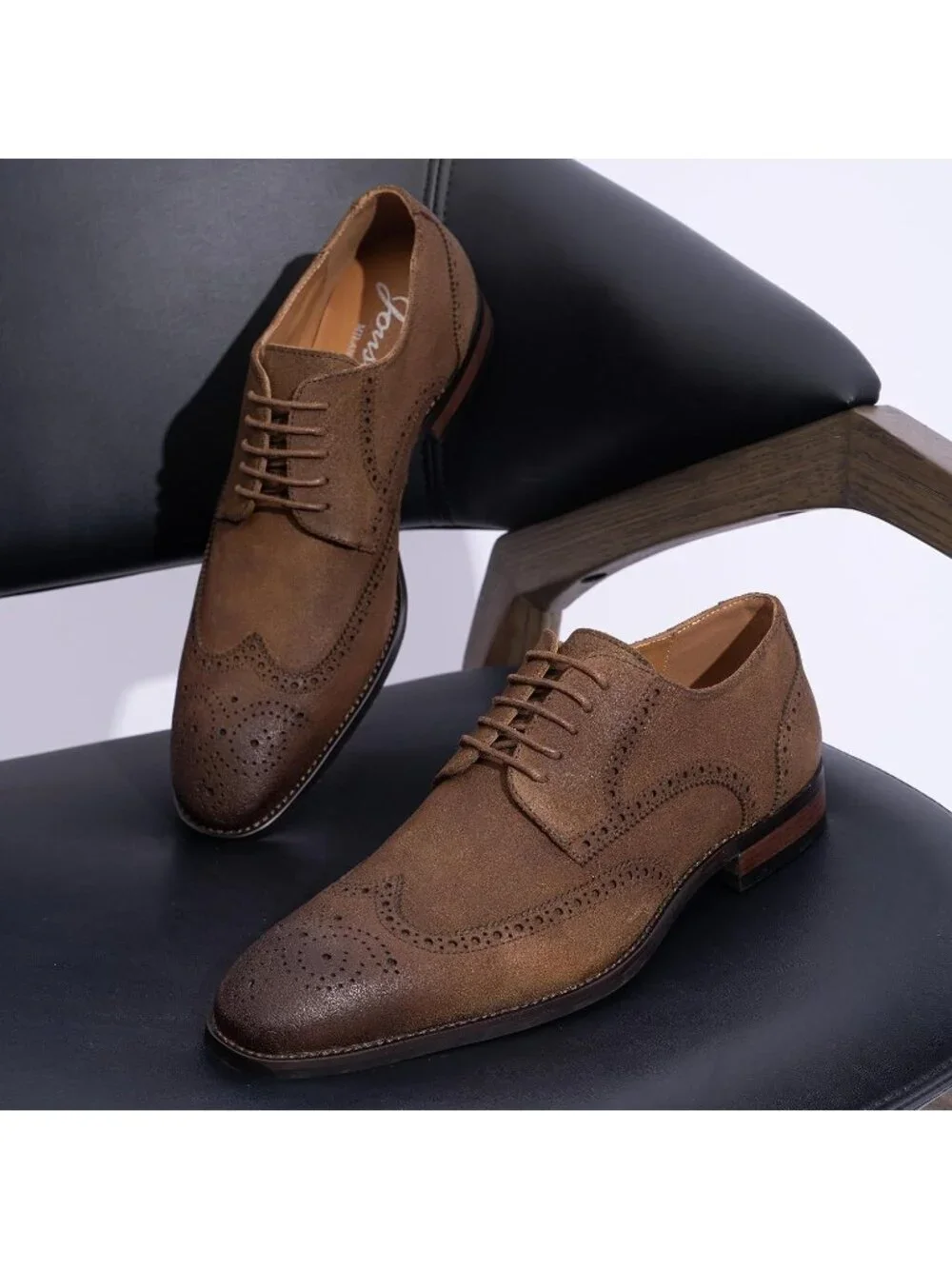 N/A men brown